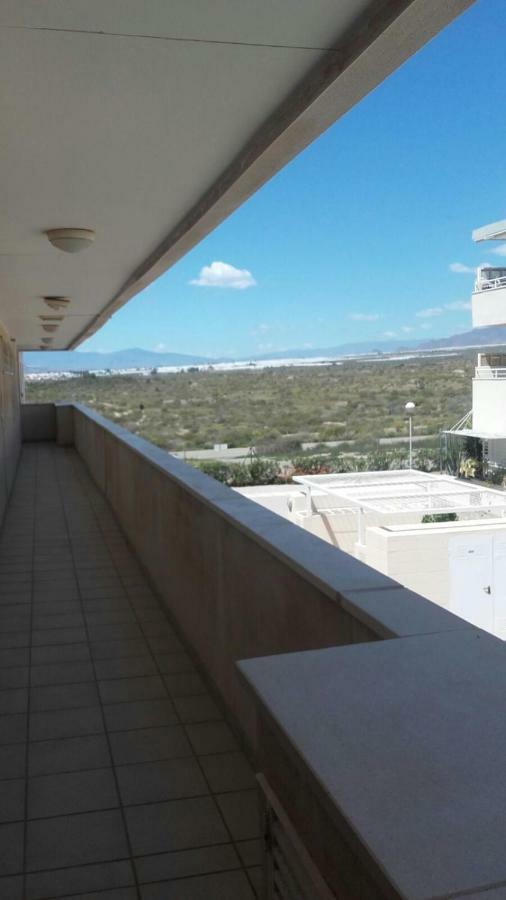 Habitaciones En Casa Compartida Retamar อัลเมรีอา ภายนอก รูปภาพ